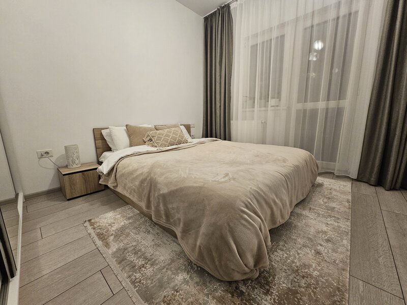 Metalurgiei, Parc Tudor Arghezi.